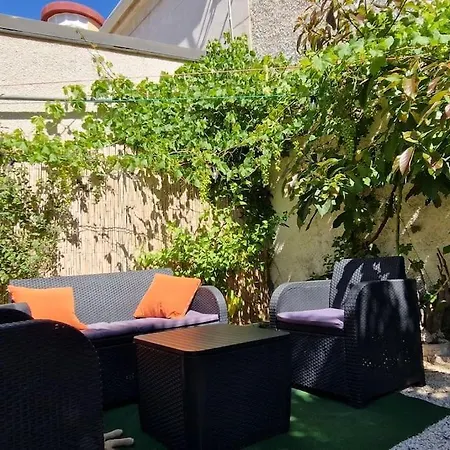 Oscar's Chillout House By The Santa Pola