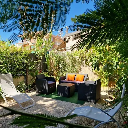 Oscar's Chillout House By The * Santa Pola